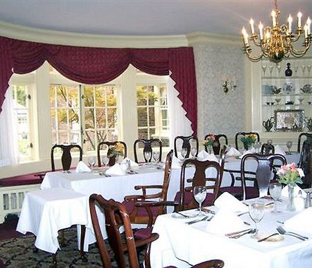 Montague Inn Saginaw Restoran fotoğraf
