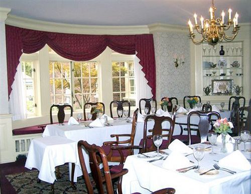 Montague Inn Saginaw Restoran fotoğraf